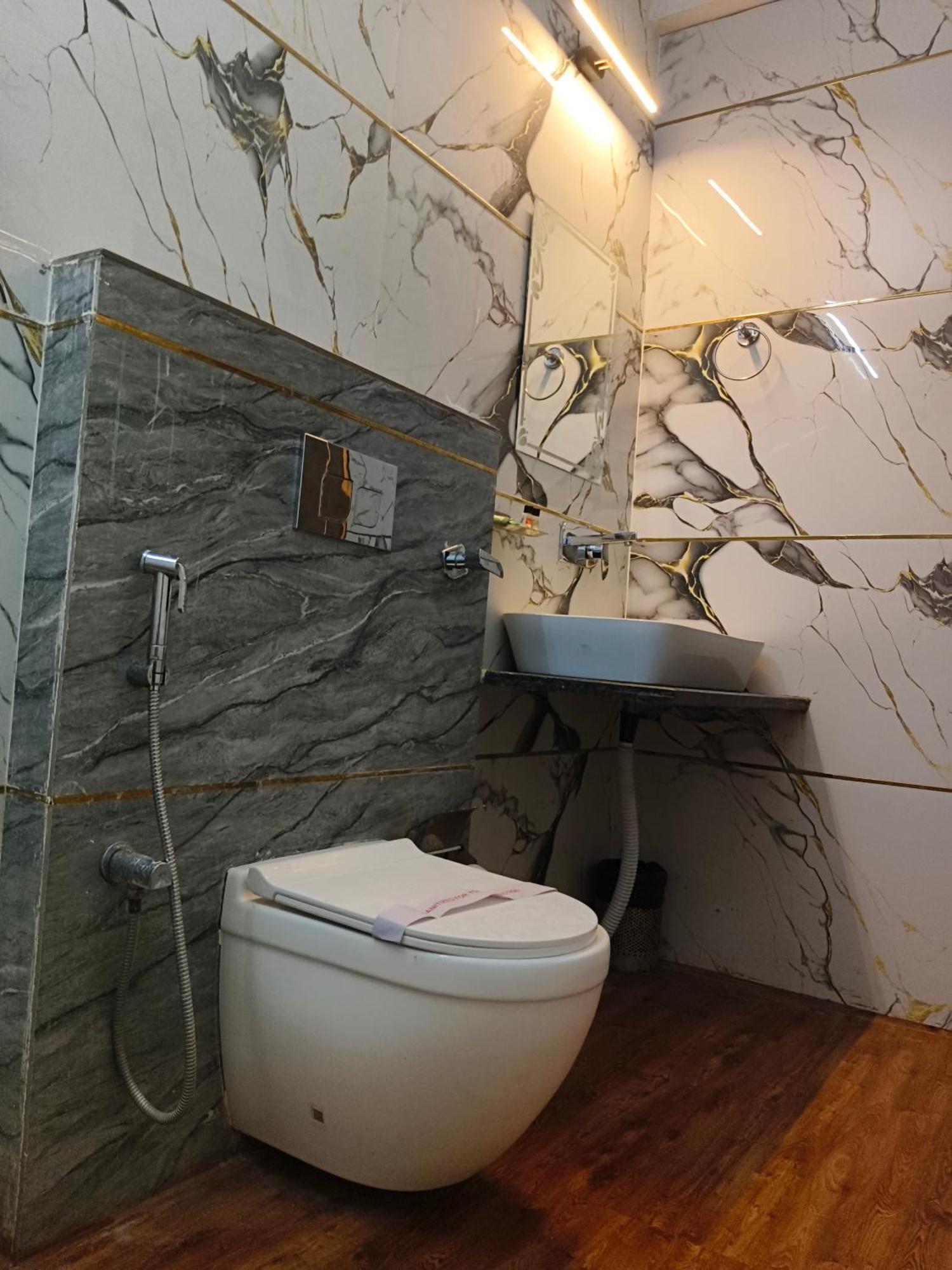 Hotel Tara Palace By Goyal Hoteliers อัครา ภายนอก รูปภาพ